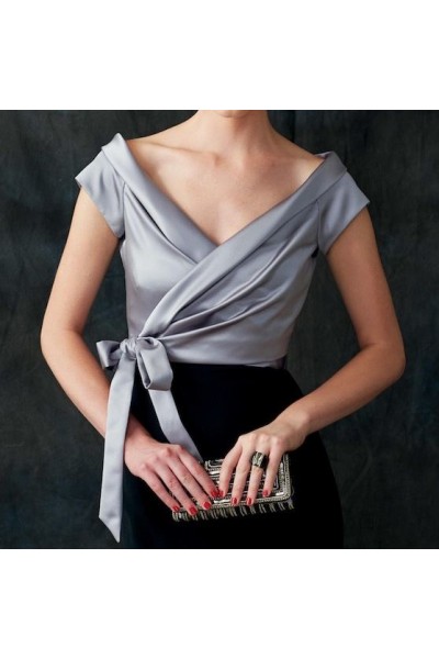 Temperament V-neck sleeveless bottoming shirt HF2210-01-02